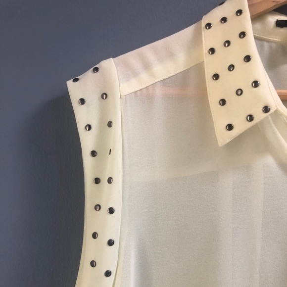 Yellow Sheer Studded Blouse - Picture 4 of 7